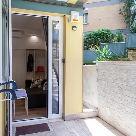 Casa vacanze Garden House - Casa Con Giardino Privato Roma